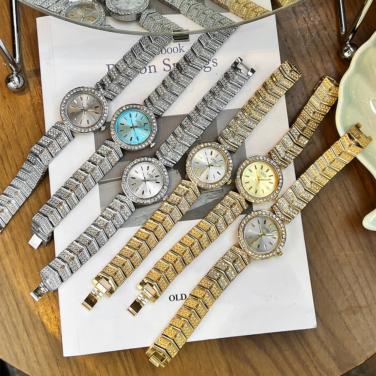 Elegant Gedi Women’s Watch