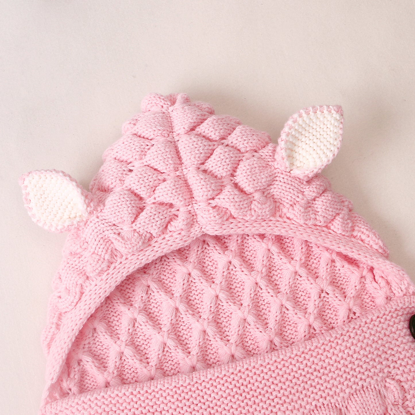 Cute shape solid color newborn anti-kick quilt
