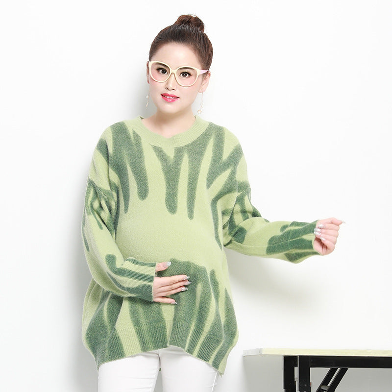 Side view Maternity Coat Winter & Autumn side view showing knitted design