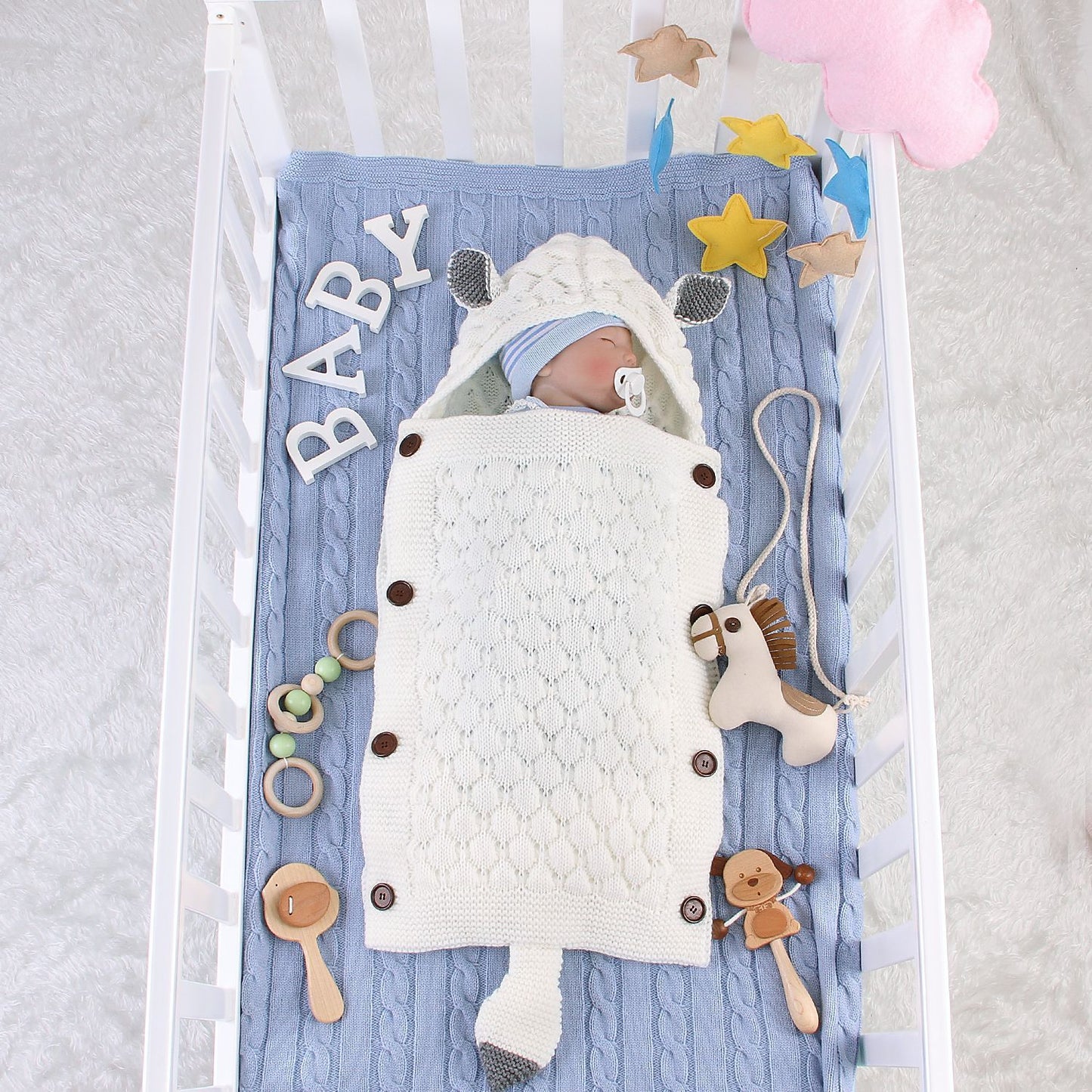 Cute shape solid color newborn anti-kick quilt