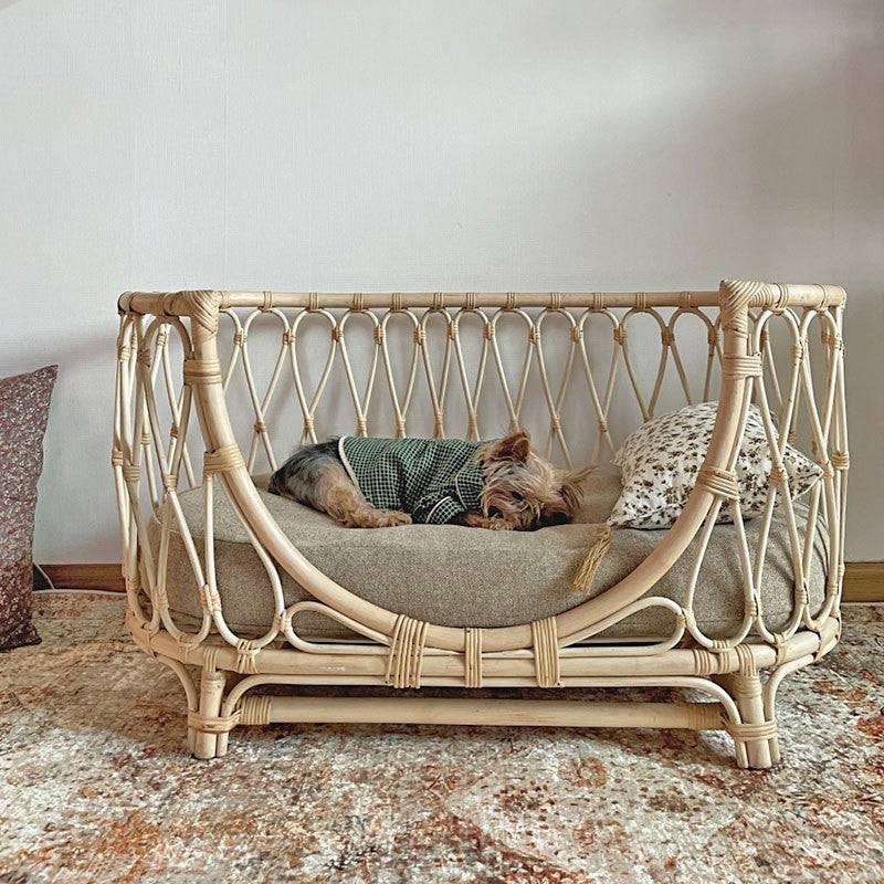 Handmade Rattan Pet Bed – Sofa 🐾