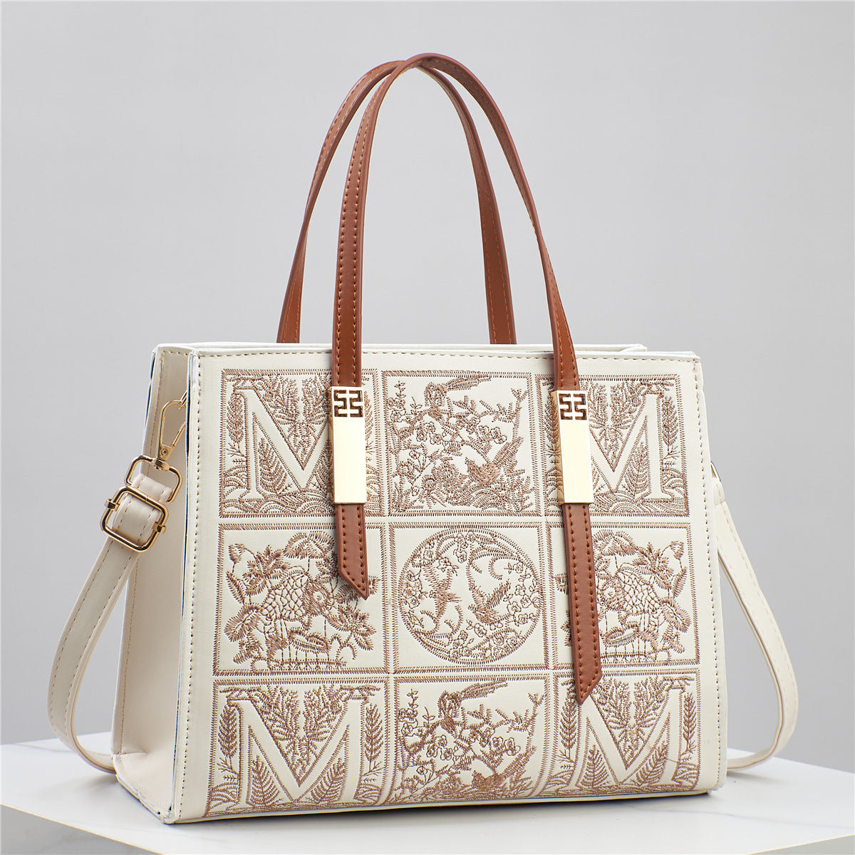 Light Luxury Portable Shoulder Messenger Bag